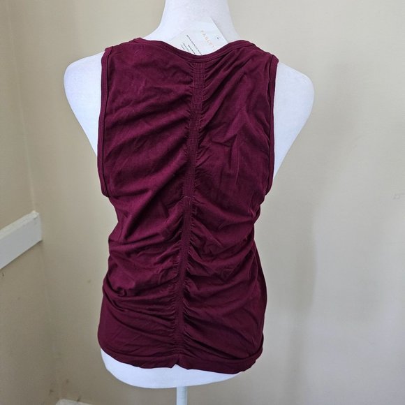 NWT Fabletics Red Wine Pucker Back detail Athletic Sleeveless Top sz S - Picture 2 of 7